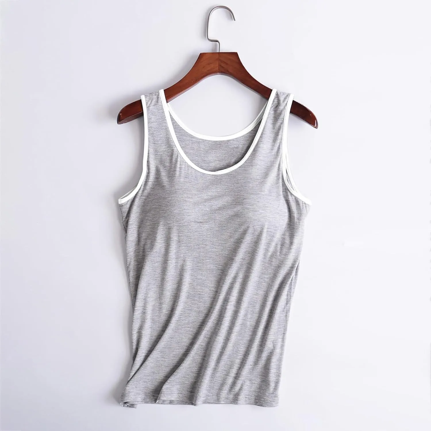 Camisole Tops for Women Built in Bra Casual Loose Sleeveless Tops Athletic Yoga Padded Sport Bra Seamless Underwear