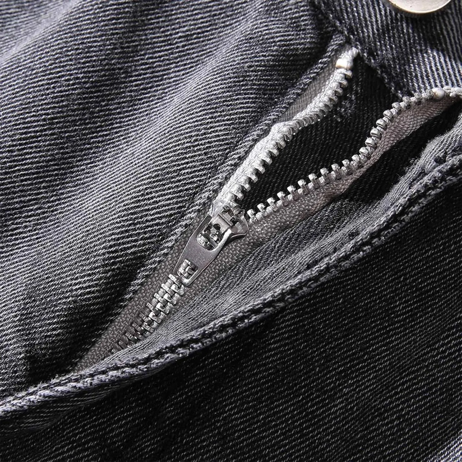 Mens Baggy Jeans Casual Wide Leg Jeans Loose Fit for Hip Hop Streetwear Straight Leg Denim Pants with Relaxed Fit