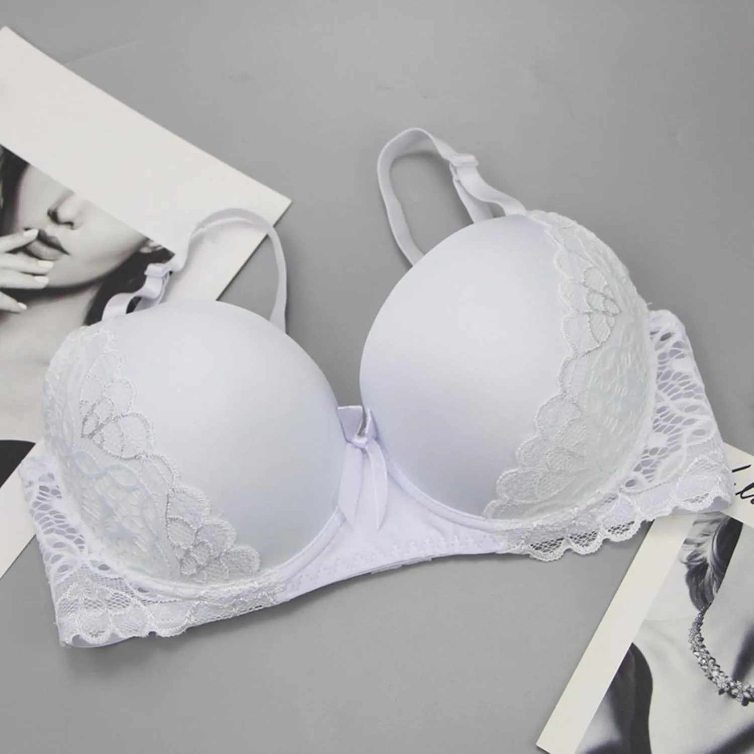 Women T-Shirt Bra Lace Underwire Push-Up Bralettes Full Coverage Brassiere Lightly Lined T-Shirt Bras Ladies Underwear